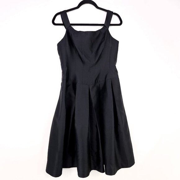 Rickie Freeman Teri Jon Silk Fit Flare Dress Size 10 Black Pleated Sleeveles - Picture 1 of 11